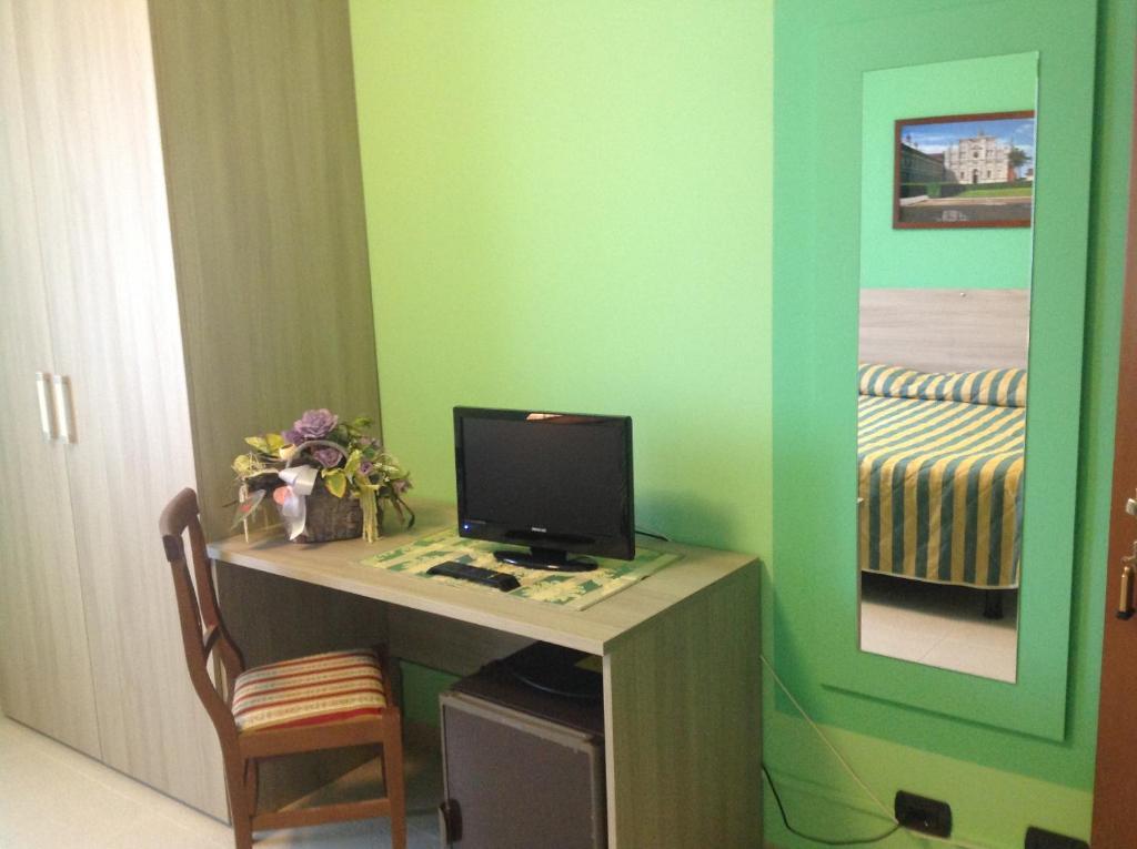 Hotel Certosa Certosa di Pavia Habitación foto